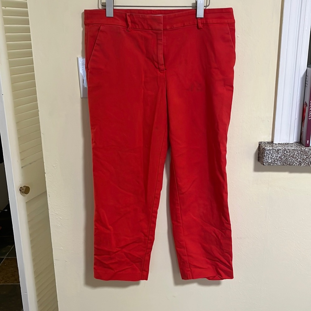 Loft size 10 red capri